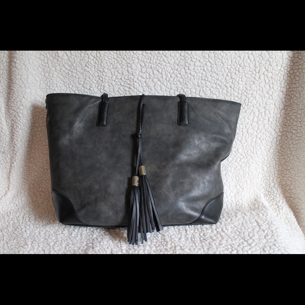 Black Tassle Purse